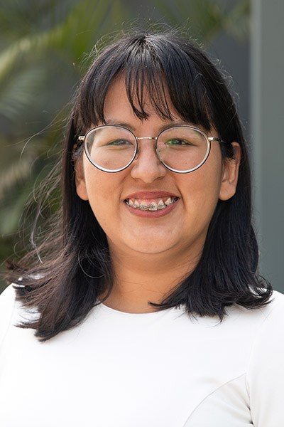 cara-400×600-excellence-scholarship-1