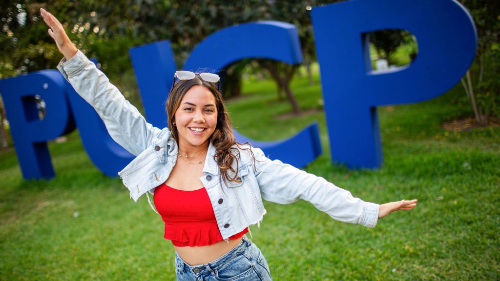 web-1920×1080-cronica-estudiantes-intercambio-deis1-1536×864