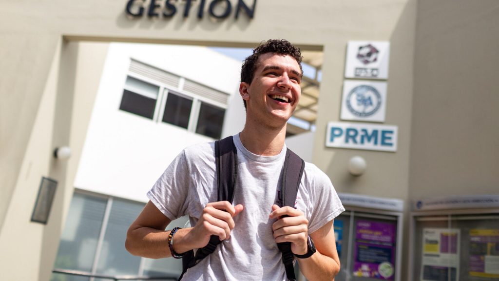 web-1920×1080-cronica-estudiantes-intercambio-preston-1-1536×864