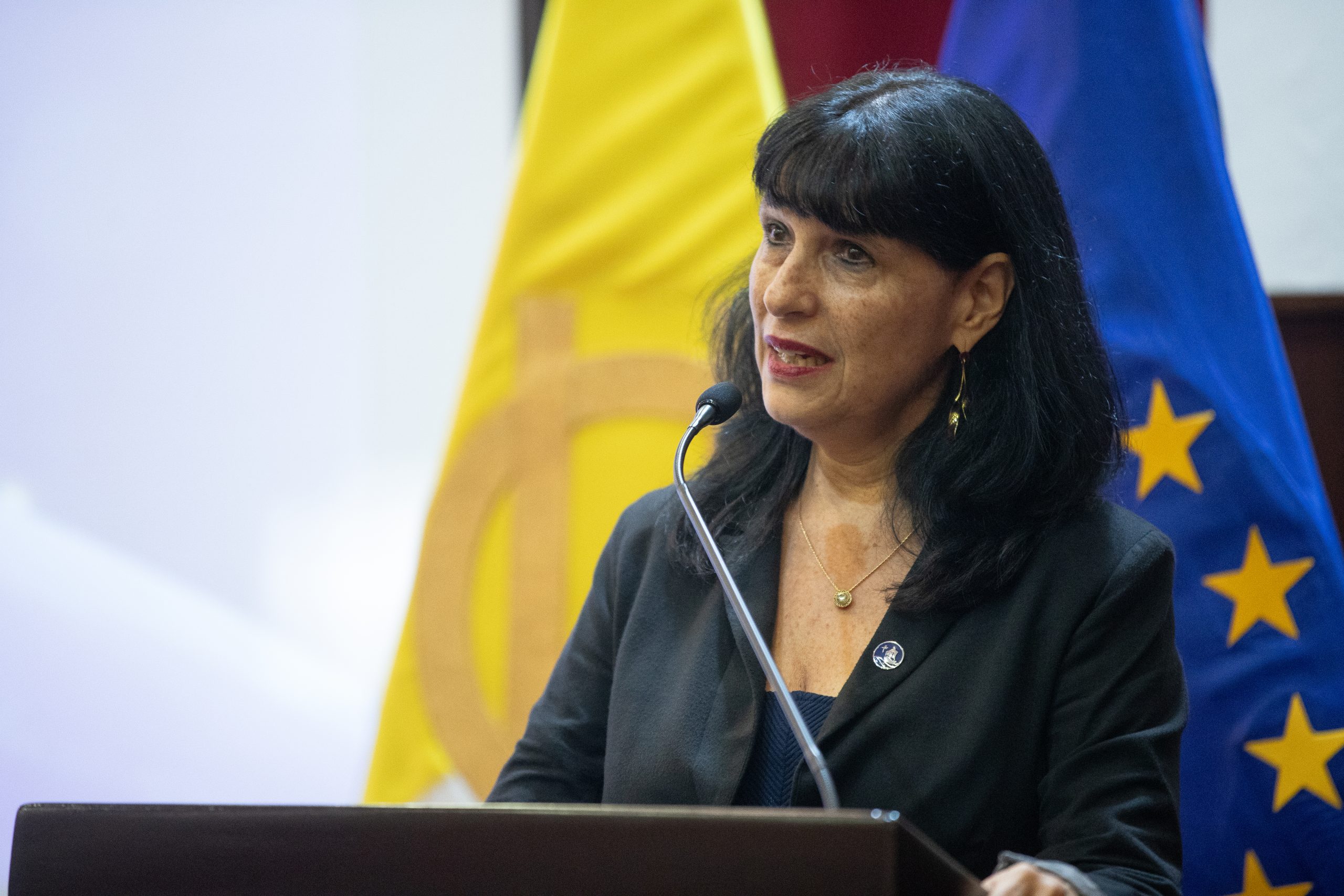 INTERNATIONAL AWARDS PUCP – JORGE CERDAN2196