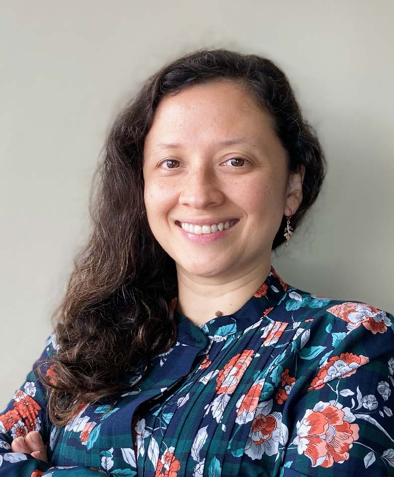 2021-Fotos-DocentesDiseno_Torres-Licia