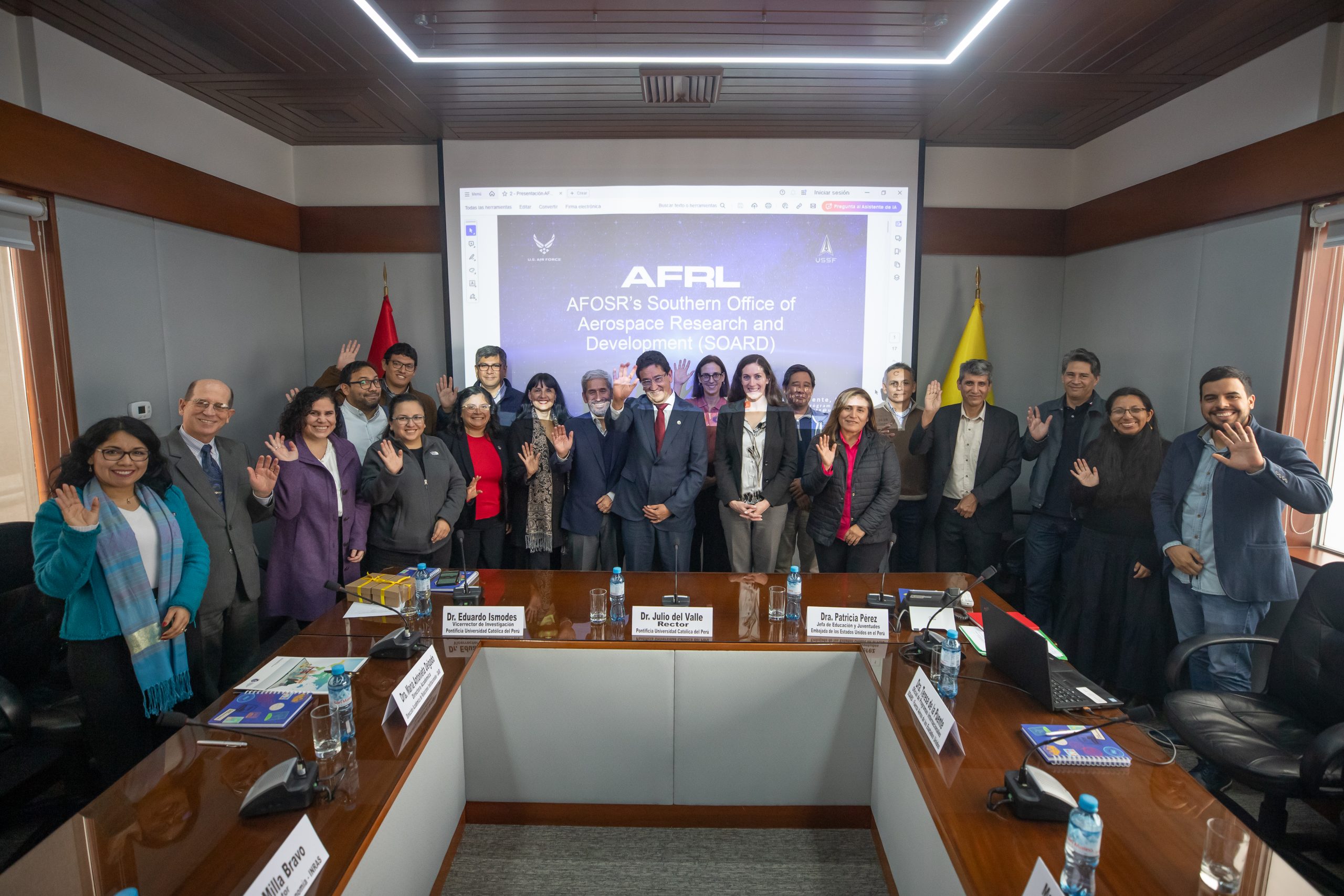 REUNION SOARD RECTORADO PUCP – JORGE CERDAN2530 (1)