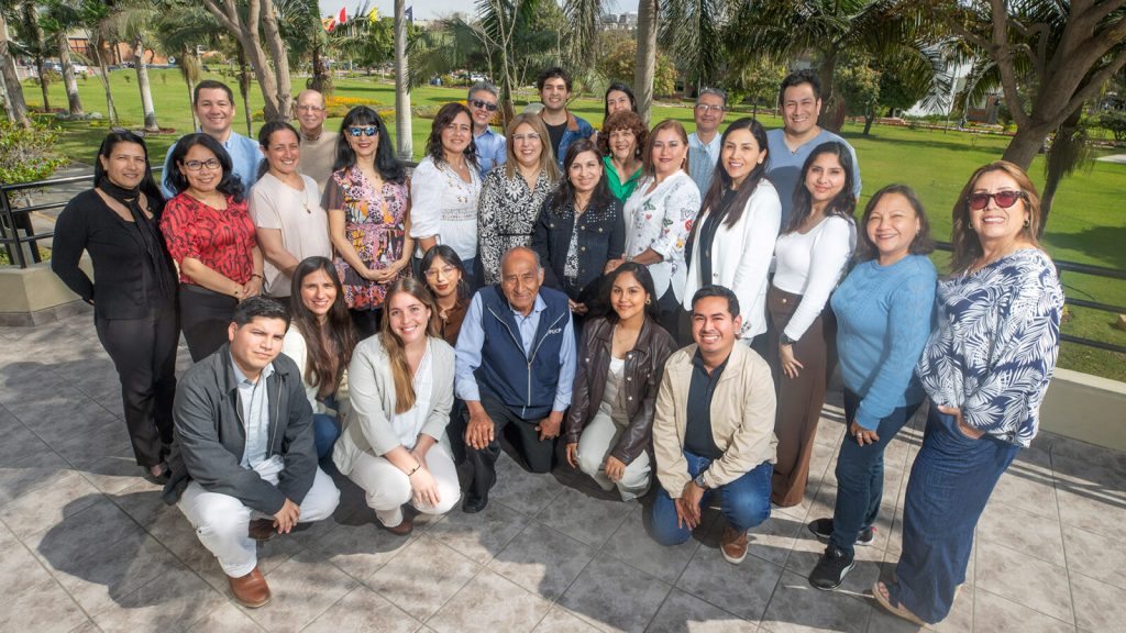DARI-DIRECCION-ACADEMICO-DE-RELACIONES-INSTITUCIONALES-PUCP-JORGE-CERDAN_1-1920×1080-1-scaled